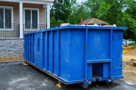 Top Reasons to Hire a Junk Removal Service for Your Home or Business